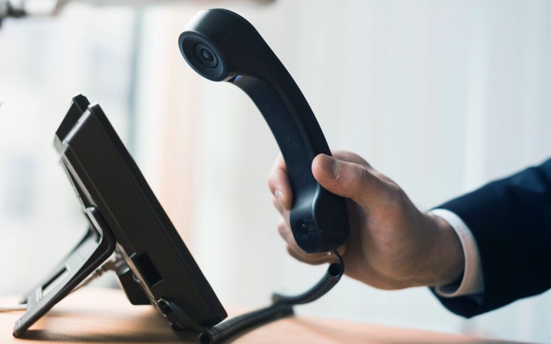 Pick Up The Phone and Consider a VoIP Telephone System